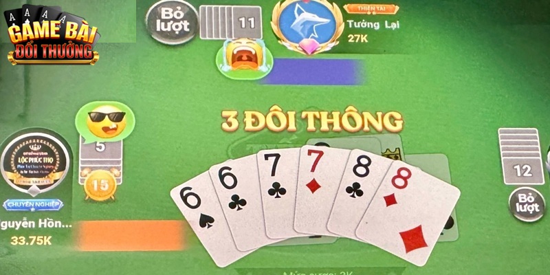 Quan sát kỹ đối thủ khi chơi game bài